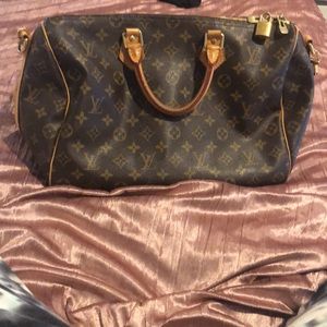 Louis Vuitton Speedy Bandouliere 35